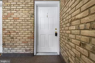 8 Choate Ct, Towson, MD 21204 - Photo 3