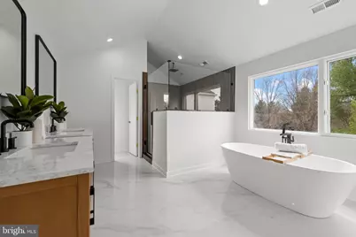 1507 Heather Hill Lane, Cockeysville, MD 21030 - Photo 5