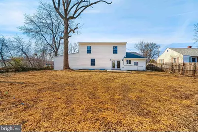 7921 Rolling View Avenue, Nottingham, MD 21236 - Photo 5