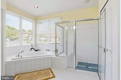 29 Stone Gate Court, Baltimore, MD 21208 - Photo 17