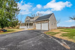 2705 Spring Hill Rd, Owings Mills, MD 21117 - Photo 3