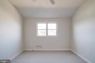 3329 Wallford Dr, Baltimore, MD 21222 - Photo 23