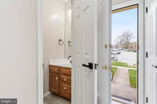2717 Quarry Heights Way, Baltimore, MD 21209 - Photo 21