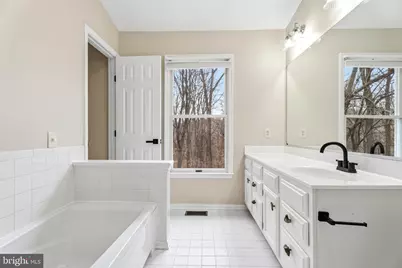 2717 Quarry Heights Way, Baltimore, MD 21209 - Photo 35