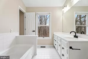 2717 Quarry Heights Way, Baltimore, MD 21209 - Photo 35