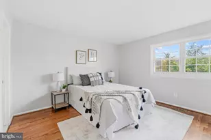 957 Stormont Cir, Baltimore, MD 21227 - Photo 15