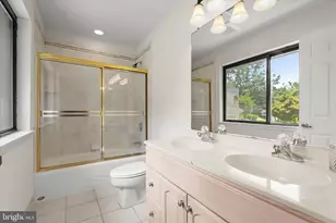 19 Marcie Woods Ct, Baltimore, MD 21208 - Photo 33