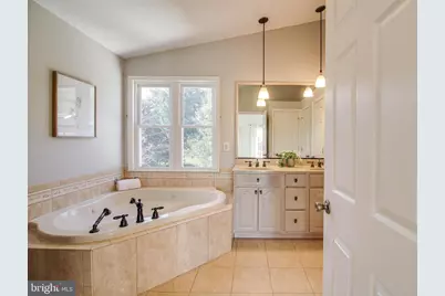 1920 Rollingwood Road, Baltimore, MD 21228 - Photo 21