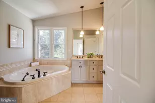 1920 Rollingwood Rd, Baltimore, MD 21228 - Photo 21