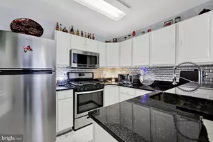 8813 Stoneridge Cir, Pikesville, MD 21208 - Photo 13