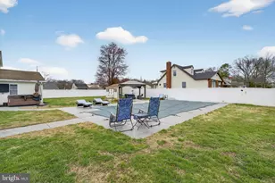 804 Pineview Pl, Baltimore, MD 21220 - Photo 11