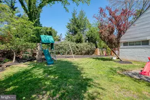 7906 Long Meadow Rd, Pikesville, MD 21208 - Photo 29