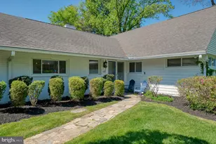 7906 Long Meadow Rd, Pikesville, MD 21208 - Photo 25