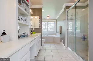 7906 Long Meadow Rd, Pikesville, MD 21208 - Photo 13