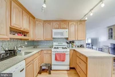 3216 Ryerson Circle, Baltimore, MD 21227 - Photo 11