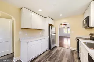 4425 E Joppa Rd, Perry Hall, MD 21128 - Photo 7