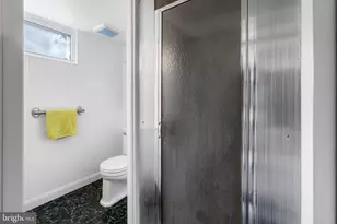 1907 Logwind Rd, Baltimore, MD 21228 - Photo 33