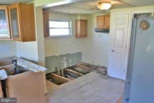 109 Hughes Shore Rd, Baltimore, MD 21220 - Photo 21