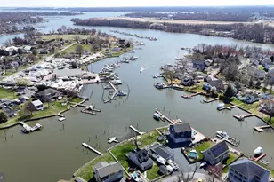 109 Hughes Shore Rd, Baltimore, MD 21220 - Photo 11