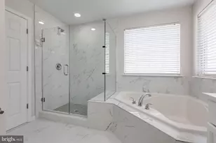 708 Lenstrom Friend Ct, Baltimore, MD 21228 - Photo 27