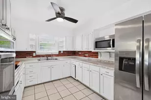 1414 Woodcliff Ave, Catonsville, MD 21228 - Photo 9