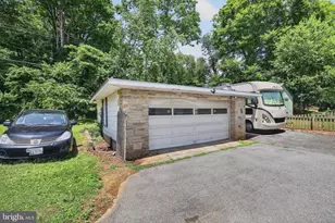1414 Woodcliff Ave, Catonsville, MD 21228 - Photo 3