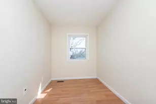 13 Bohn Ct, Rosedale, MD 21237 - Photo 15