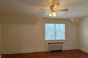 8 Nunnery Ln, Catonsville, MD 21228 - Photo 5