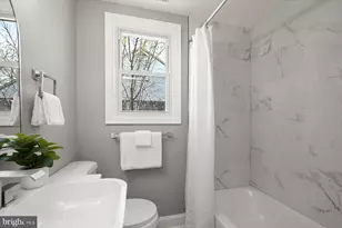 750 Charing Cross Rd, Baltimore, MD 21229 - Photo 15