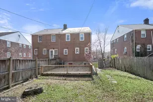 750 Charing Cross Rd, Baltimore, MD 21229 - Photo 25