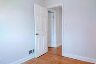 8404 Loch Raven Blvd, Towson, MD 21286 - Photo 17