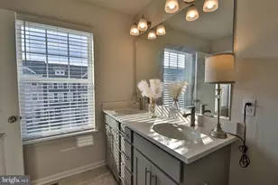 5059 Silver Oak Dr, Rosedale, MD 21237 - Photo 19