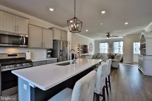 5059 Silver Oak Dr, Rosedale, MD 21237 - Photo 1