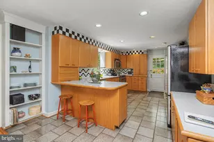 1018 Brooklandwood Rd, Lutherville Timonium, MD 21093 - Photo 19