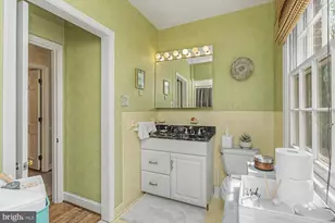 1018 Brooklandwood Rd, Lutherville Timonium, MD 21093 - Photo 29