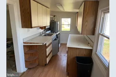 8019 Edgewater Avenue, Rosedale, MD 21237 - Photo 7