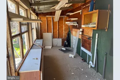 8019 Edgewater Avenue, Rosedale, MD 21237 - Photo 5