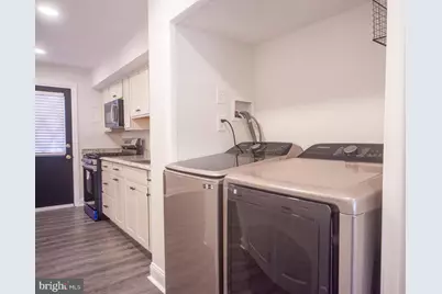 2215 Searles Rd, Dundalk, MD 21222 - Photo 9
