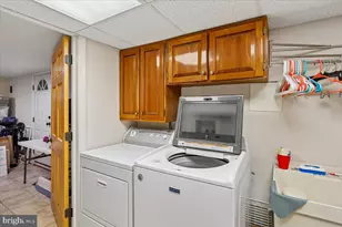 7918 Ruxway Rd, Towson, MD 21204 - Photo 33