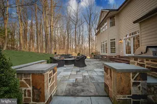 11 Hillsyde Ct, Cockeysville, MD 21030 - Photo 19