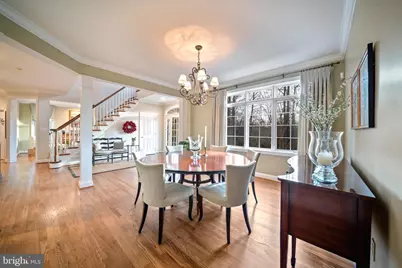 11 Hillsyde Court, Cockeysville, MD 21030 - Photo 3