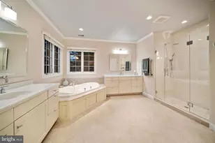 11 Hillsyde Ct, Cockeysville, MD 21030 - Photo 25