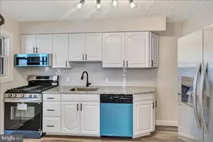 302 Endsleigh Ave, Middle River, MD 21220 - Photo 7