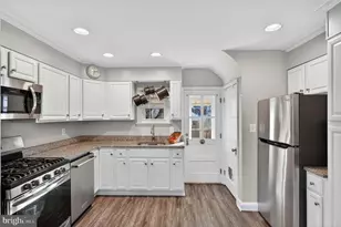 3033 Parktowne Rd, Baltimore, MD 21234 - Photo 11