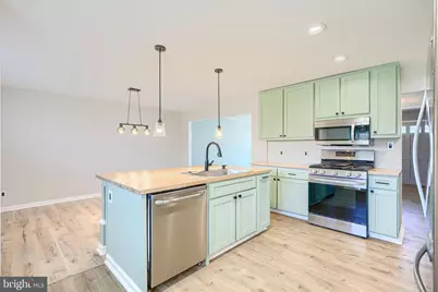 1 Chris Court, Baltimore, MD 21244 - Photo 17