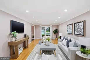 7 Cornfield Ct, Reisterstown, MD 21136 - Photo 9