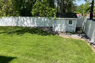 18 Jameson Ln, Baltimore, MD 21208 - Photo 33