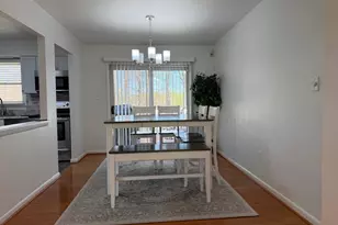 18 Jameson Ln, Baltimore, MD 21208 - Photo 5