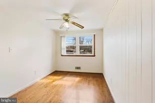 1041 Foxwood Ln, Baltimore, MD 21221 - Photo 17