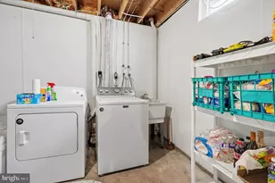 17 Rosehill Ct, Baltimore, MD 21236 - Photo 21